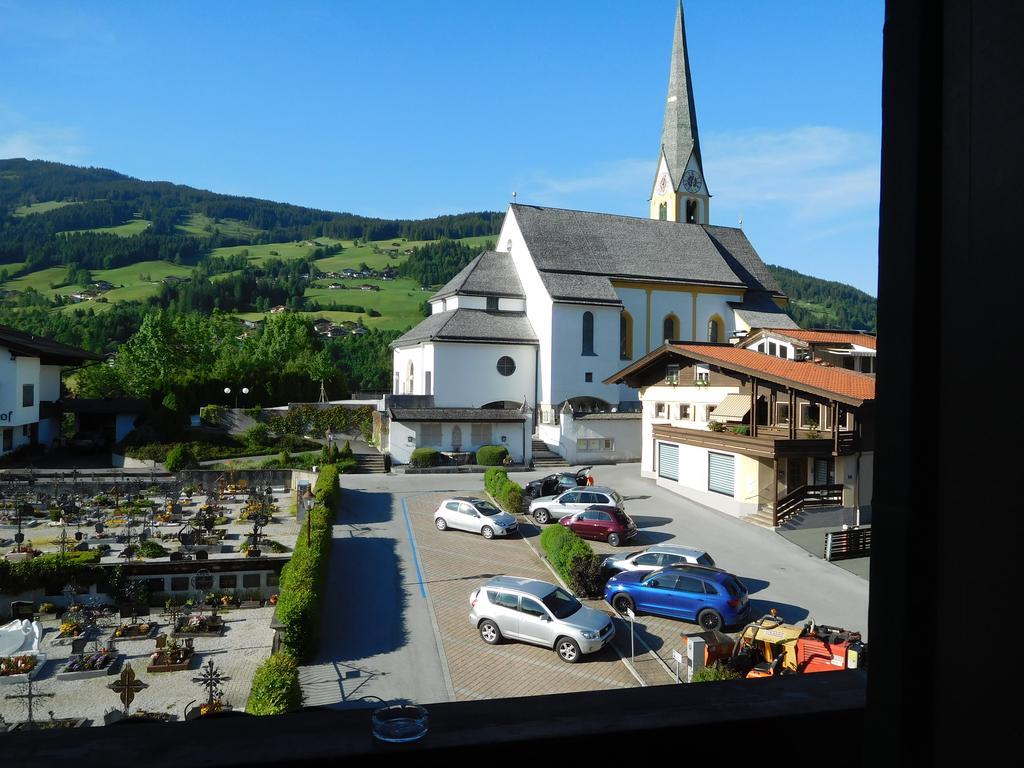 Hotel Kirchenwirt Kirchberg in Tirol Luaran gambar